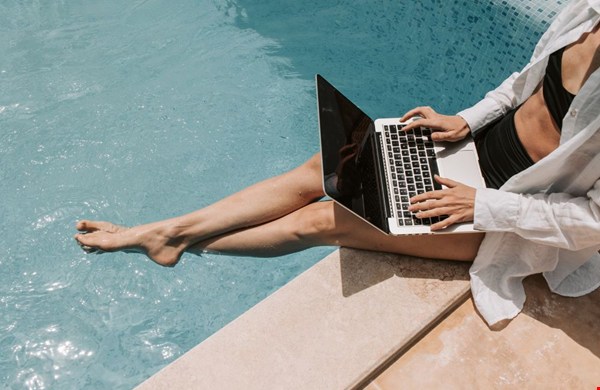 Waarom onbeperkt internet handig is voor een dag vol inspiratie, shoppen en onderweg zijn